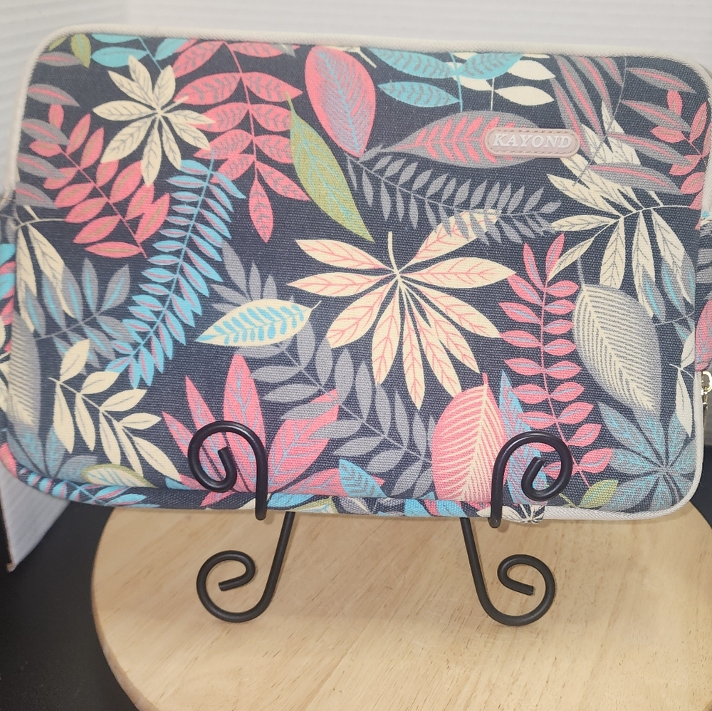 Kayond Forest Leaf Laptop/Sleeve